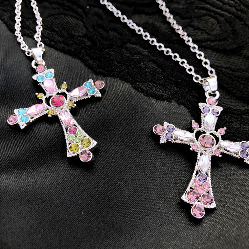 Collier croix diamant cristal