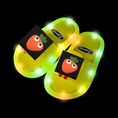 Chaussons Heureux LED Pour Enfants