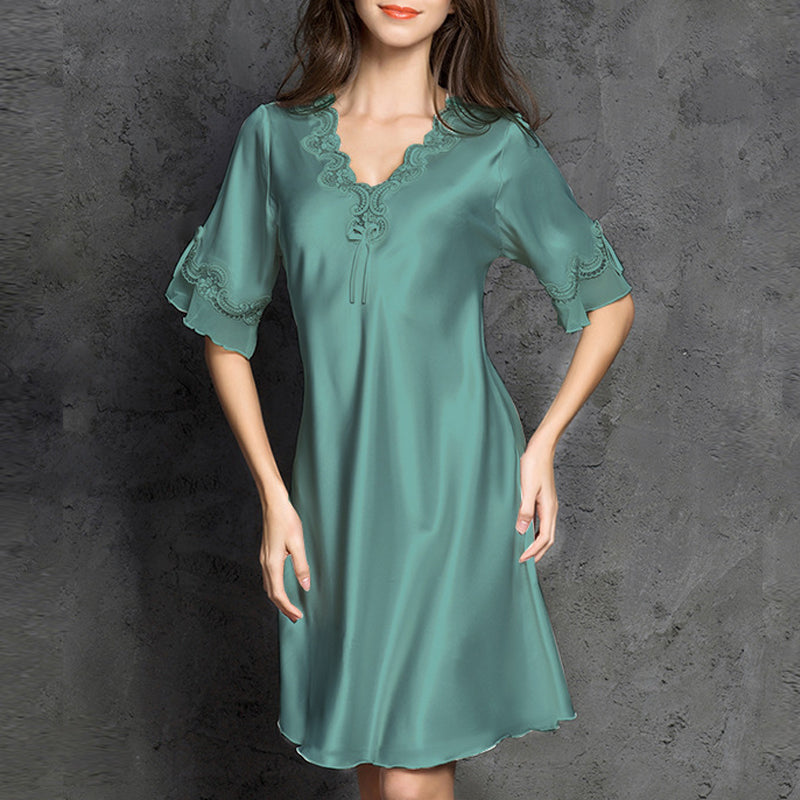 Chemise de nuit d'été en soie glacée pour femme